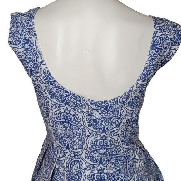 Miss Cherry 100% Linen Blue China Print Scoop Back Babydoll Dress, EUC, size 12 - Picture 3 of 9